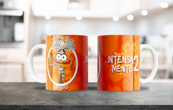 TAZA MOCKUP intensamente 2_3 ansiedad